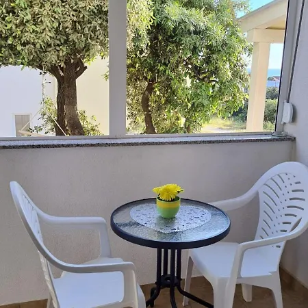 Apartman Mandre * Mandre